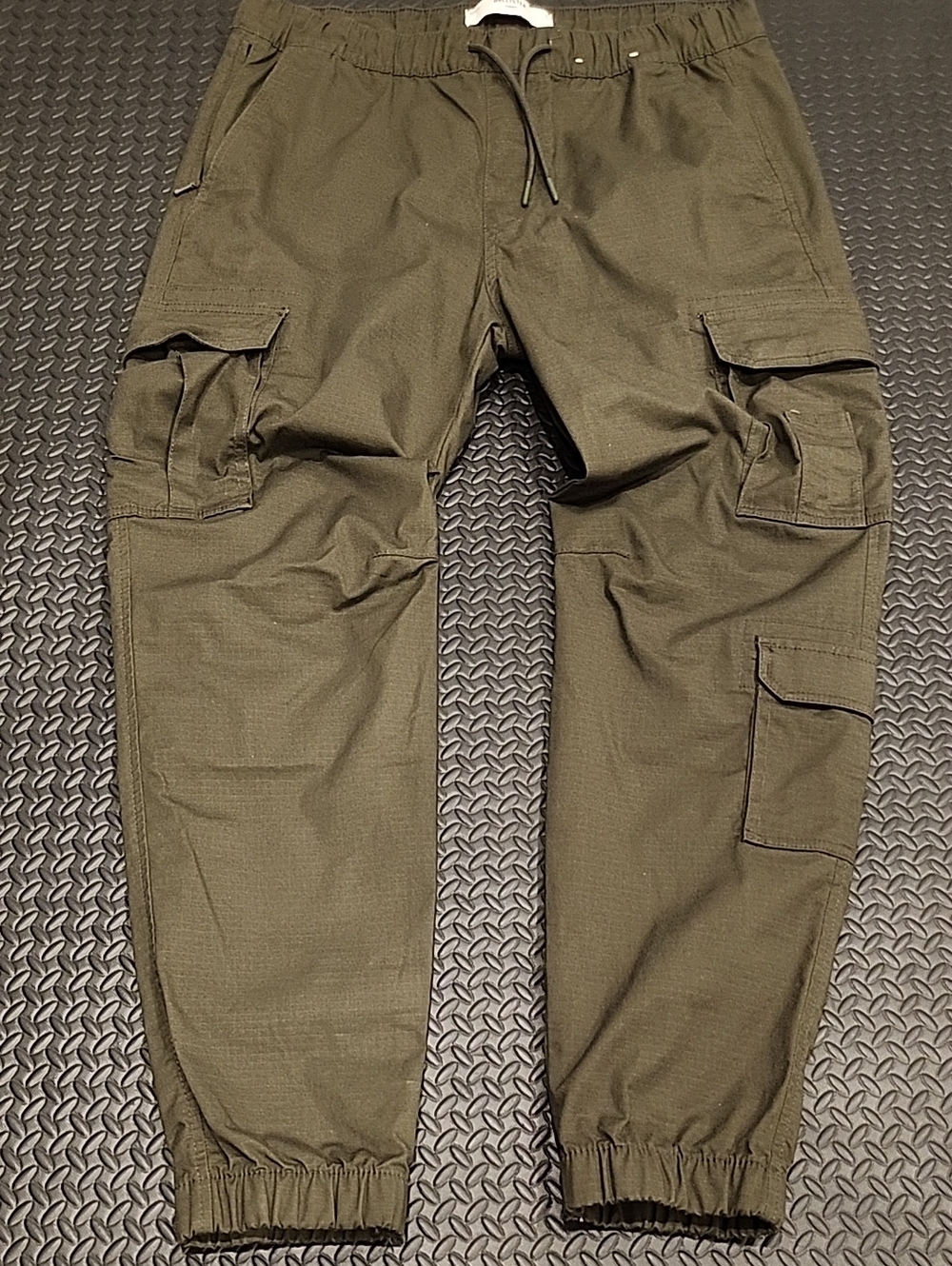 Relaxed Hollister Men's Olive Cargo Jogger Pants - Drawstring Waist Size L